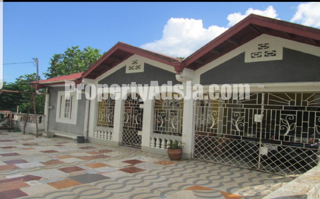 House For Sale in EWARTON, St. Catherine Jamaica