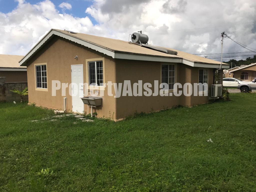 House For Rent in Montego West Village, St. James Jamaica