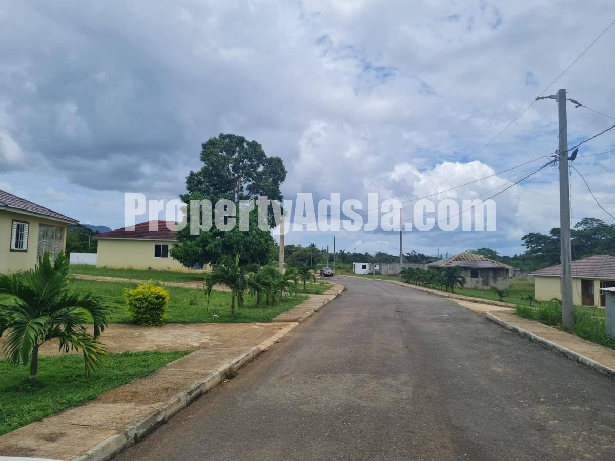 House For Rent in Ewarton, St. Catherine Jamaica