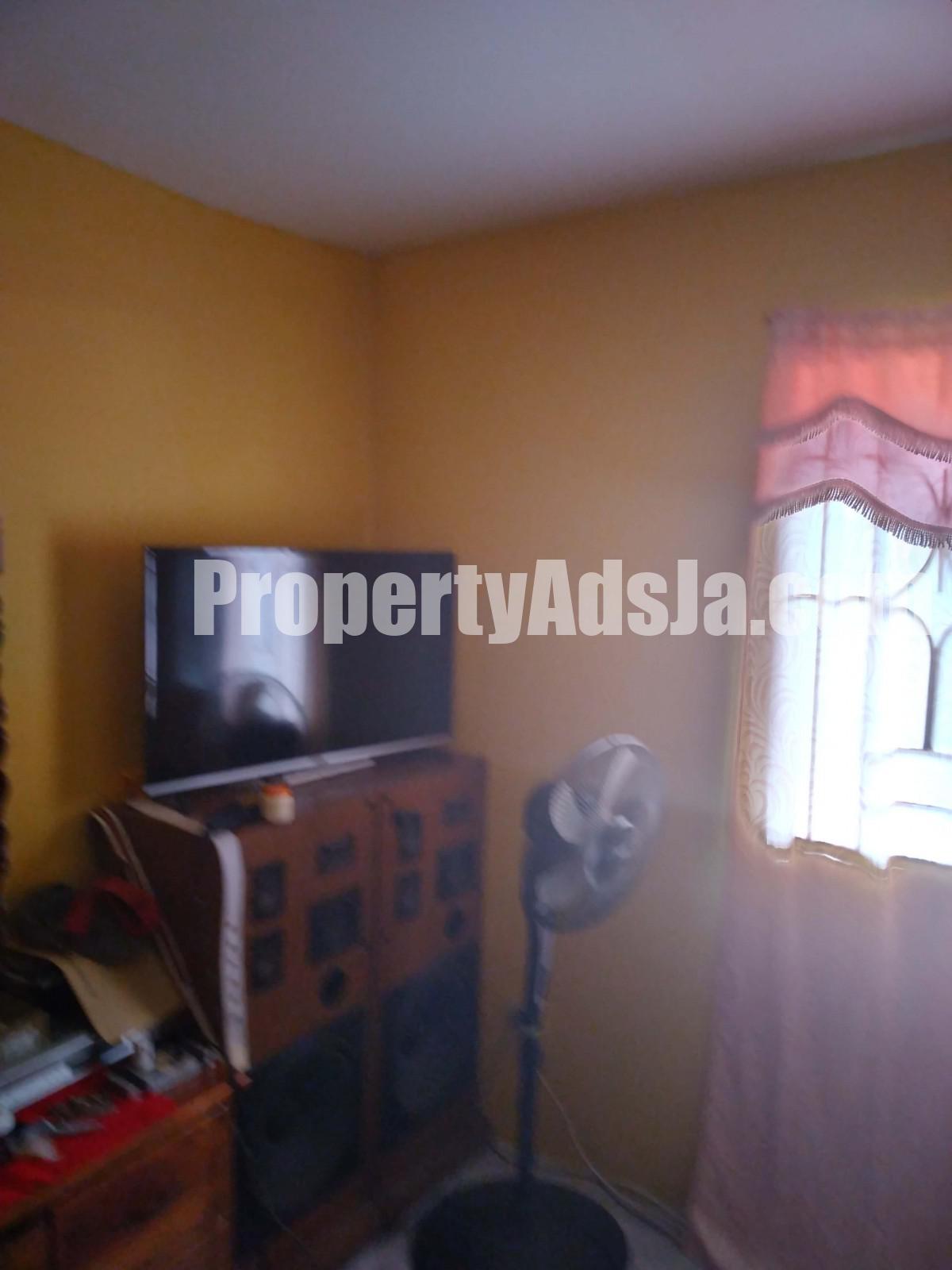 House For Sale in Villmore, St. Catherine Jamaica