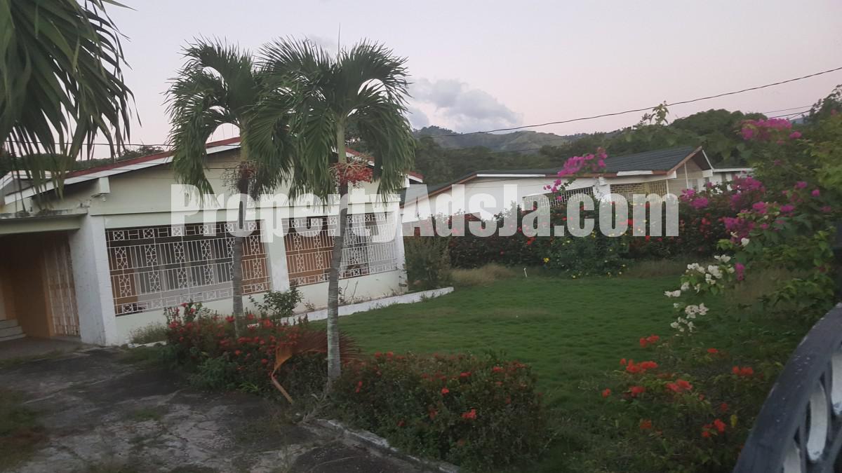 House For Sale in Arcadia, Kingston / St. Andrew Jamaica