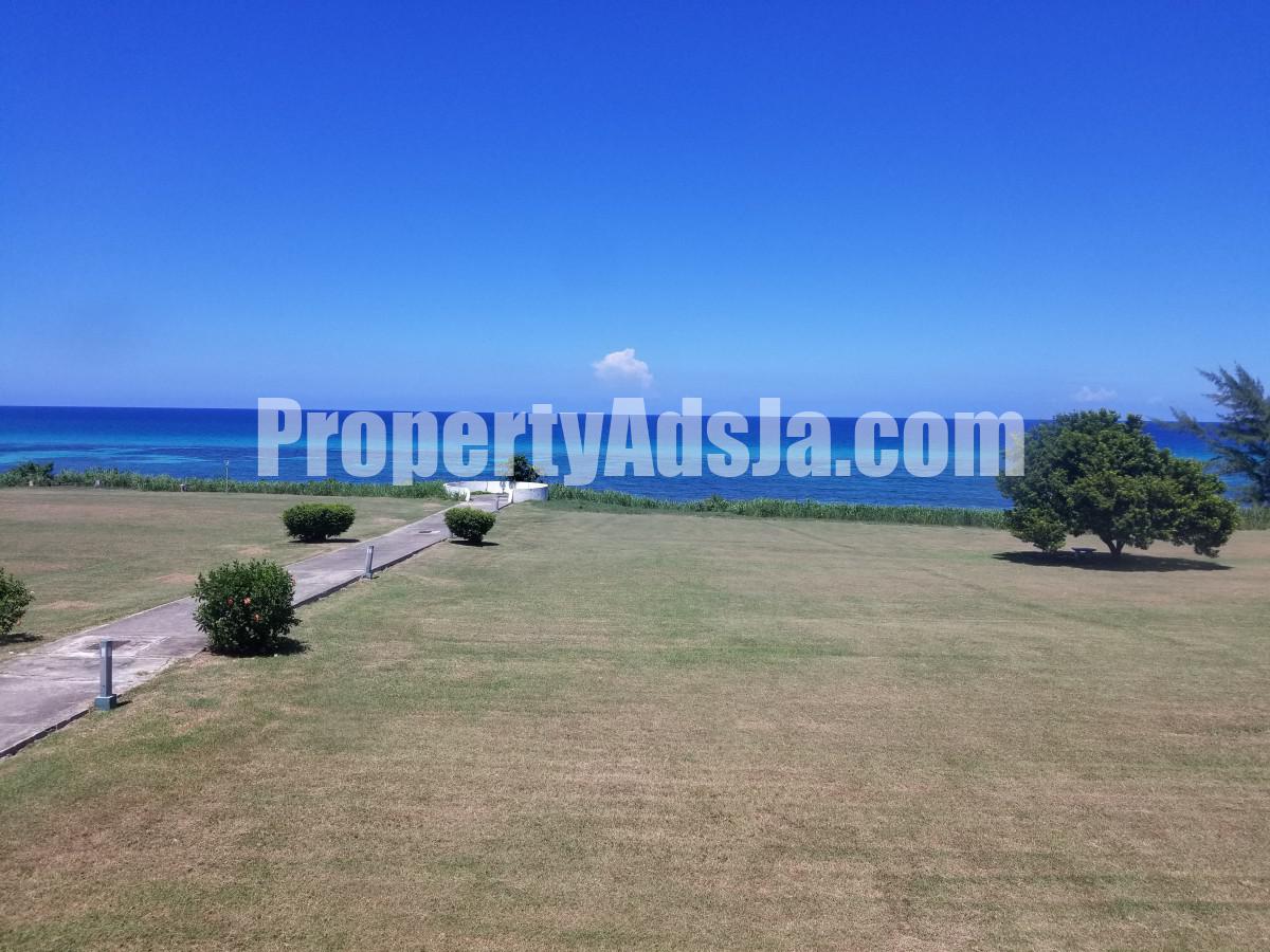 Apartment For Rent in Seacastle Rose Hall Montego Bay, St. James