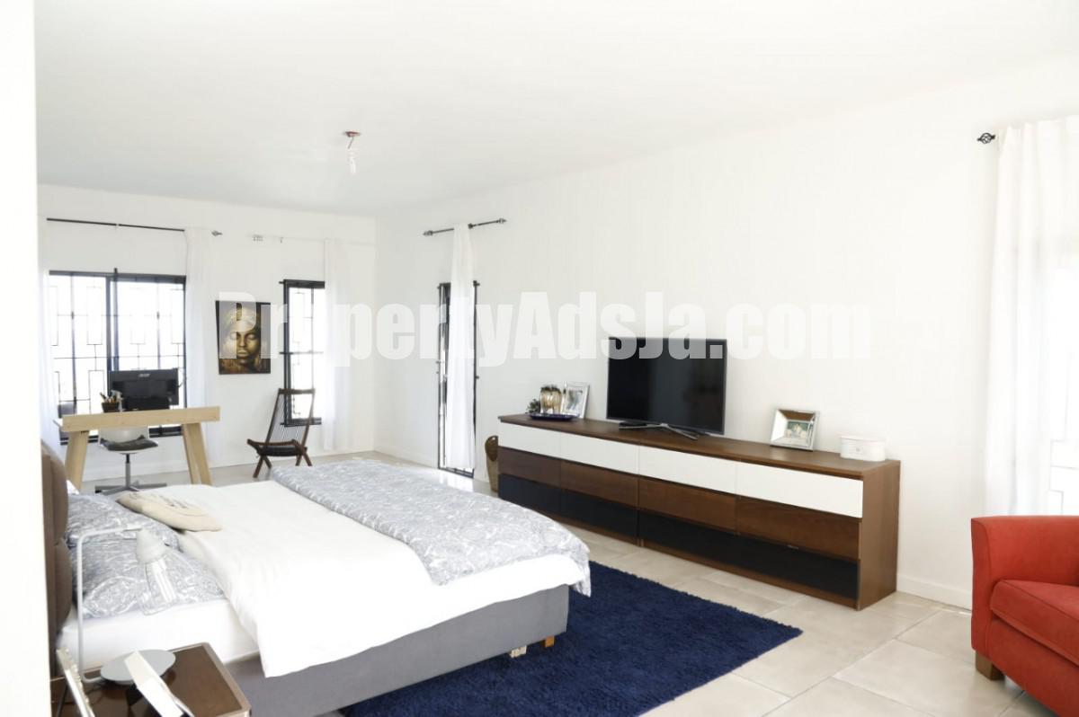 House For Sale in Tower Isles, St. Mary Jamaica