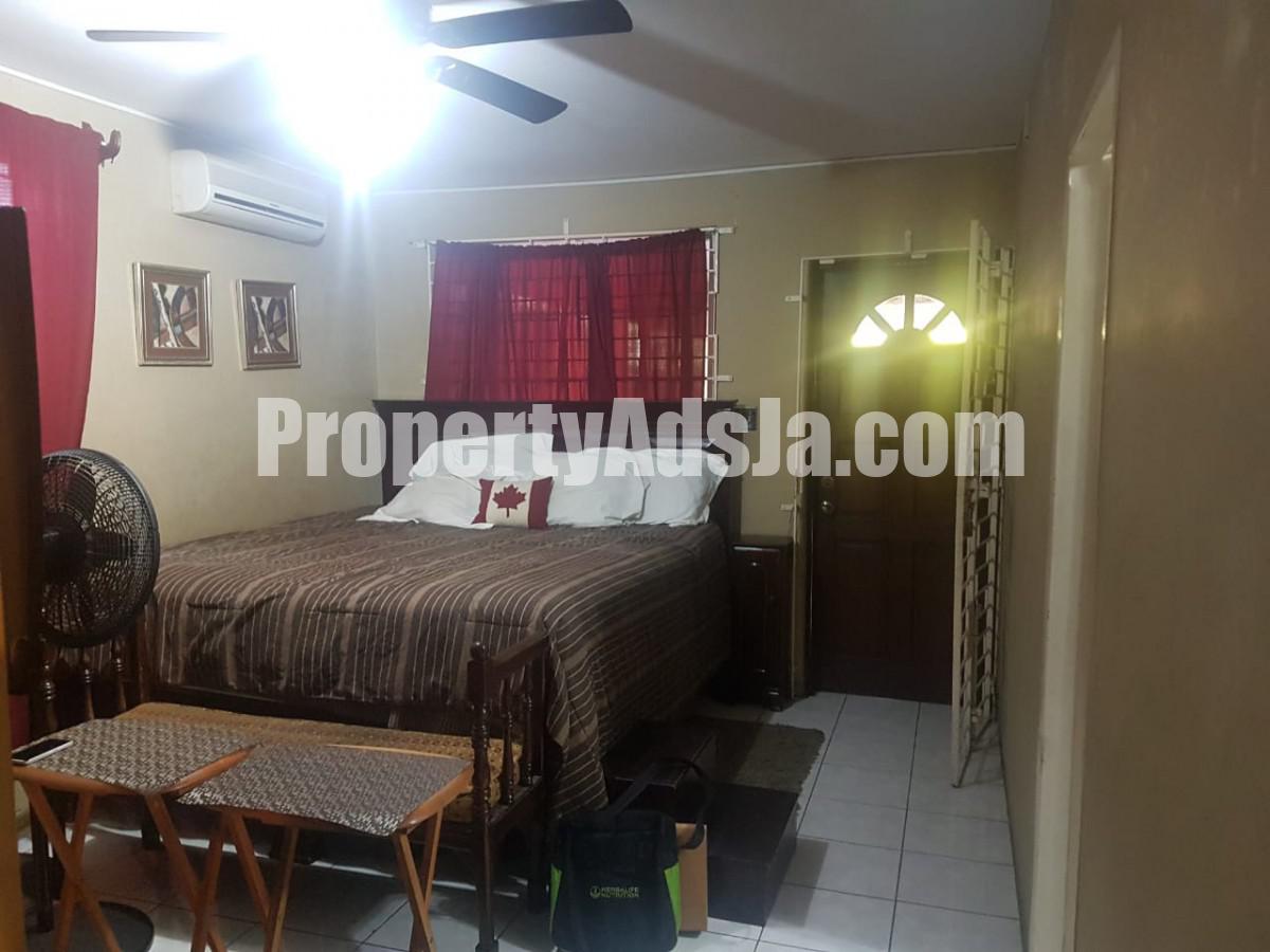 House For Sale in HARBOUR VIEW, Kingston / St. Andrew Jamaica