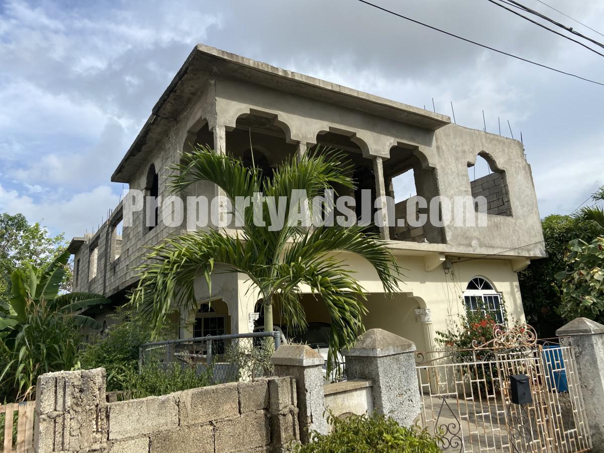 House For Sale in Fairview Park Spanish Town, St. Catherine Jamaica