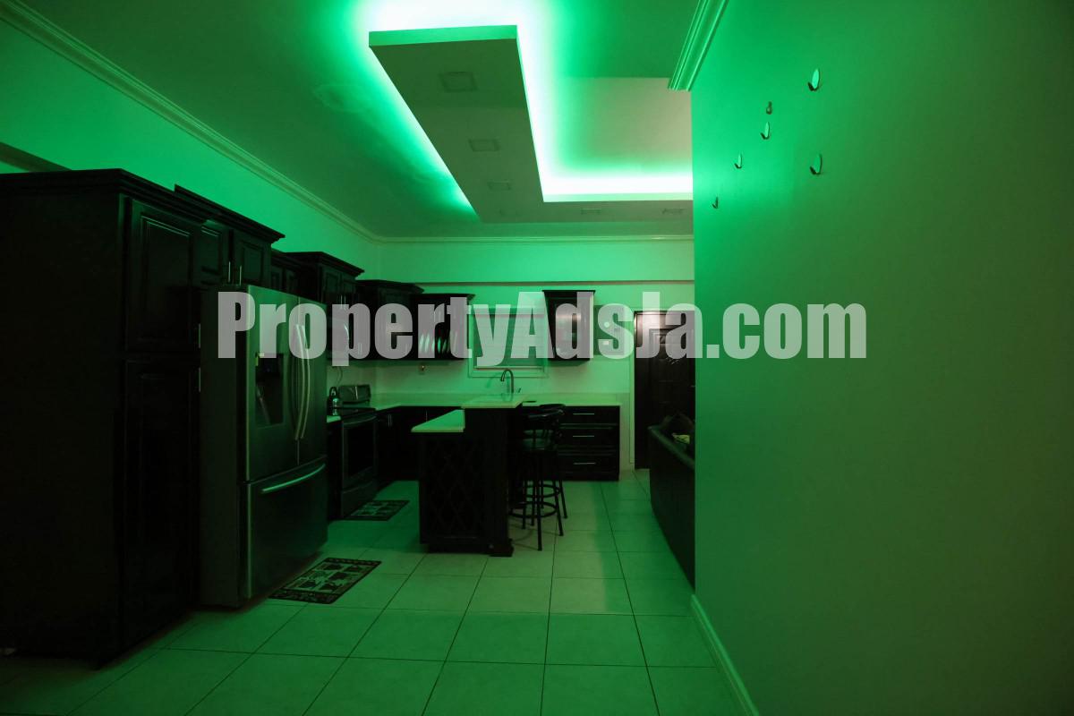 Apartment For Sale in Kensington, Kingston / St. Andrew Jamaica