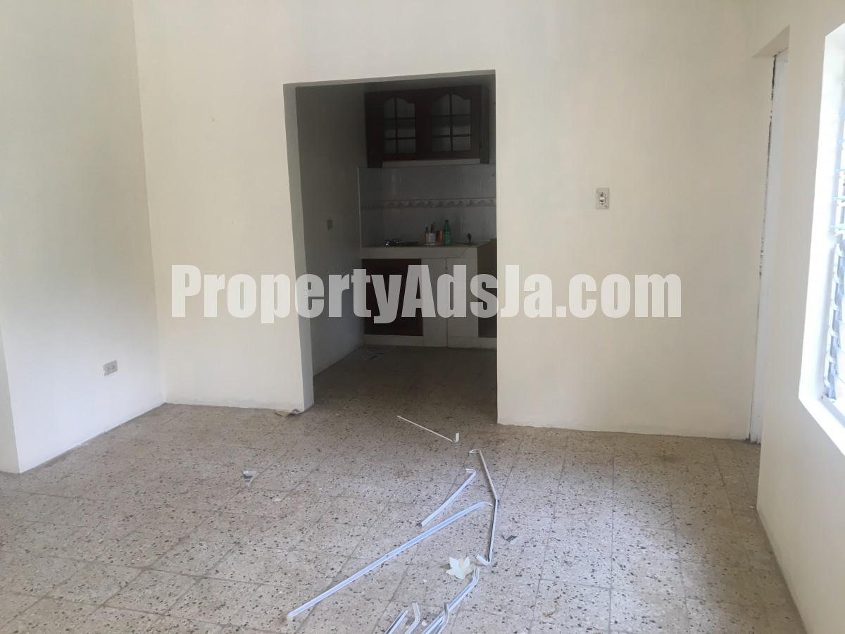 House For Rent in Padmore Red Hills, Kingston / St. Andrew Jamaica