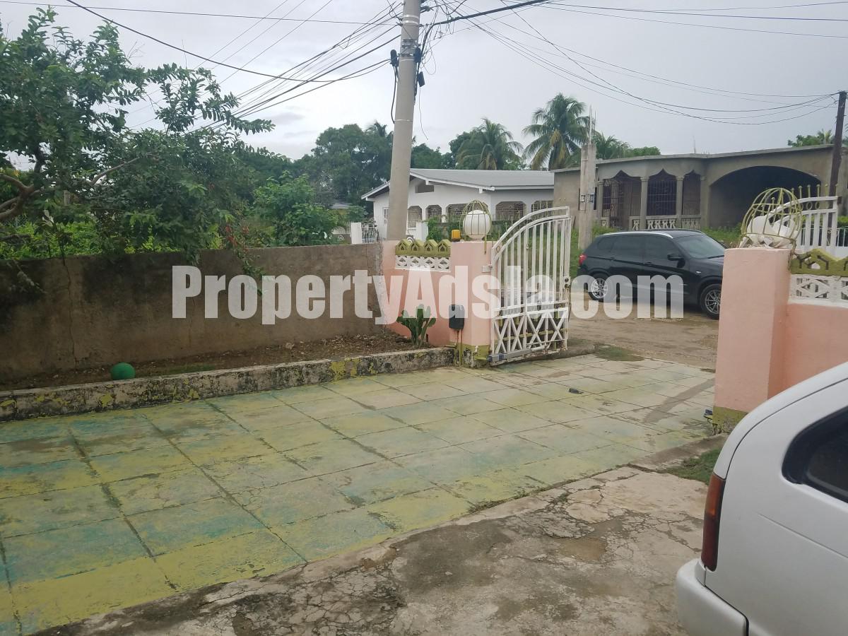 House For Sale in Willowdene, St. Catherine Jamaica