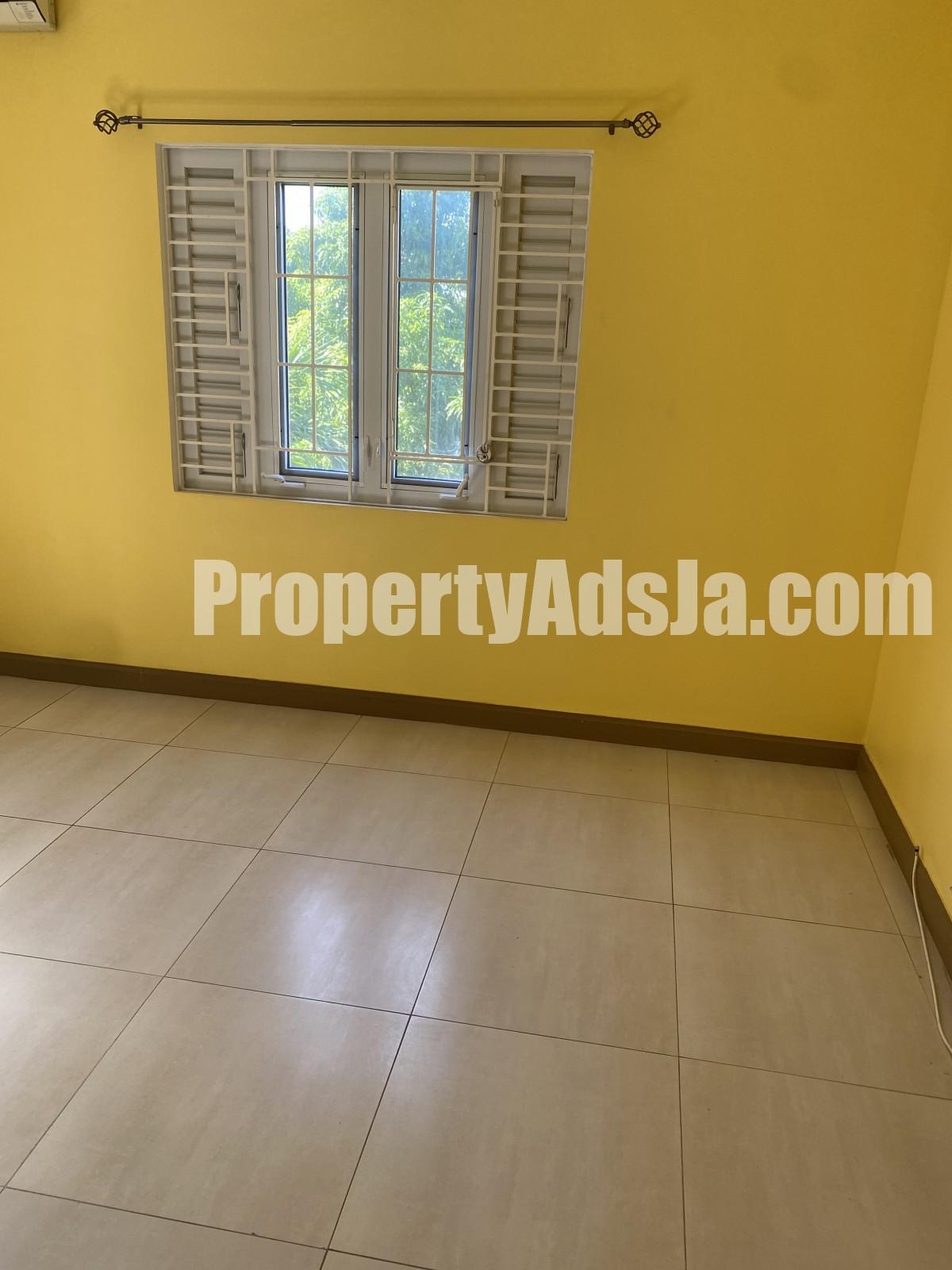 Apartment For Rent in Kingston 6, Kingston / St. Andrew Jamaica
