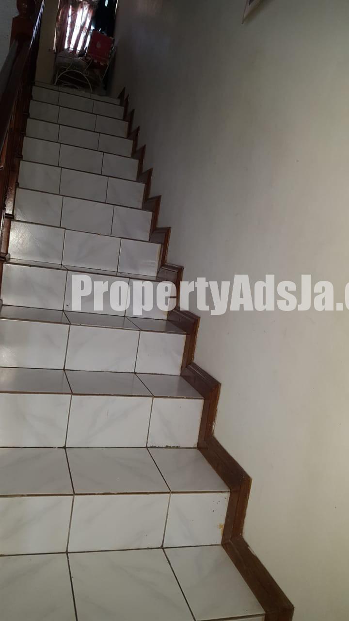 Townhouse For Sale in Greenvale, Manchester Jamaica