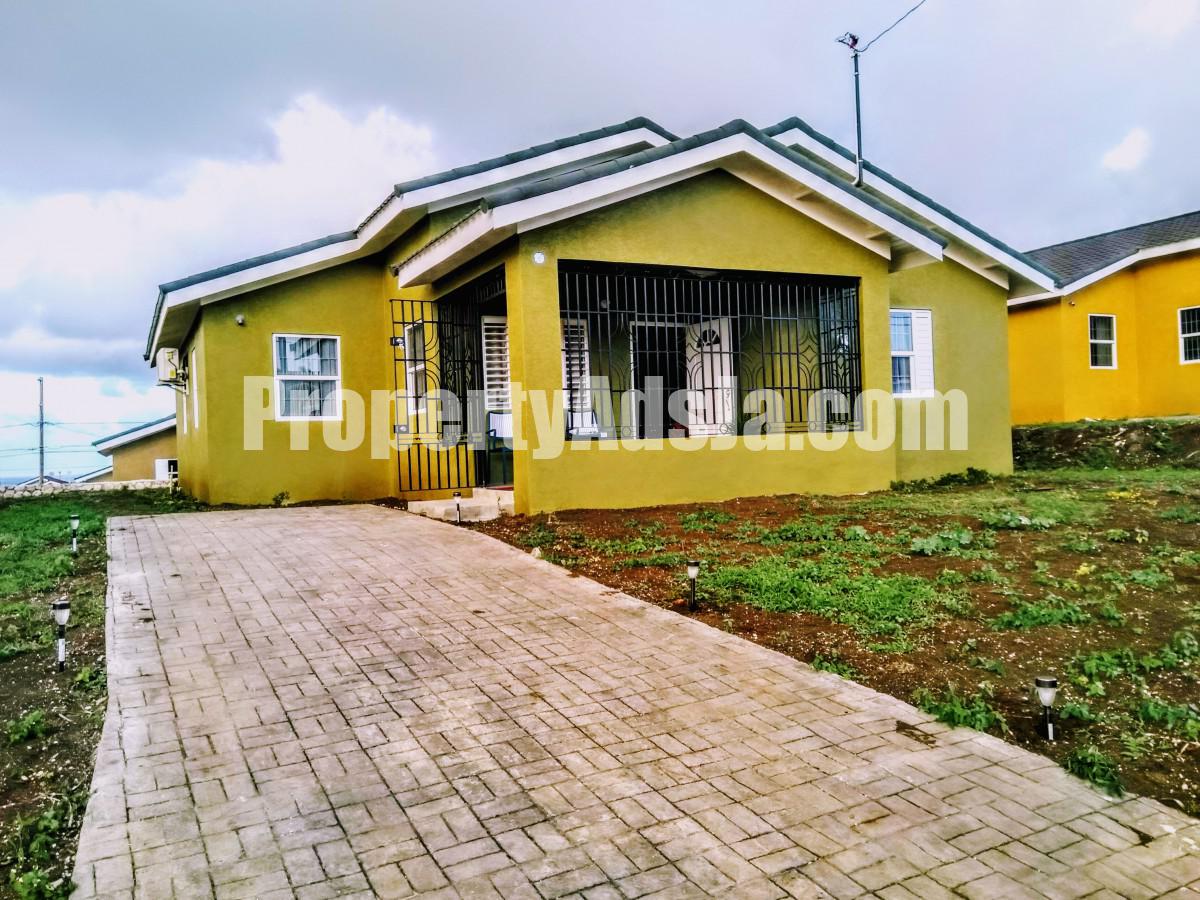 House For Rent in Stonebrook Manor, Trelawny Jamaica