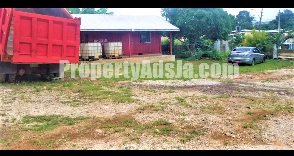 Commercial land For Rent in MANDEVILLE, Kingston / St. Andrew Jamaica
