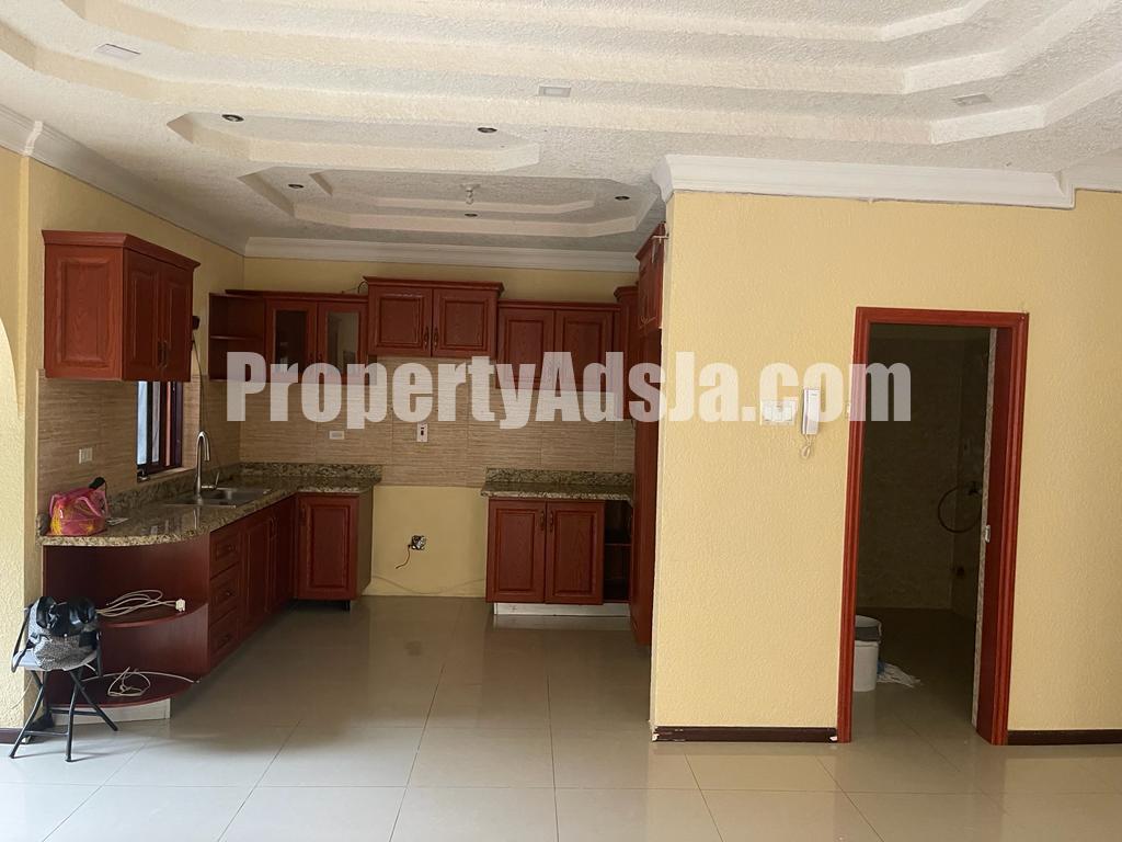 Apartment For Rent in Liguanea, Kingston / St. Andrew Jamaica