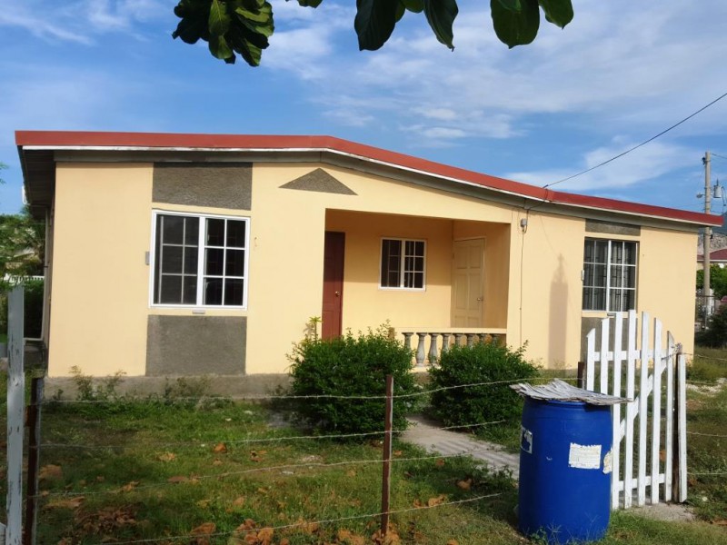 House For Rent in Wickie Wackie NHT Scheme 8 mls Bull Bay 5 min from Harbour View, Kingston / St