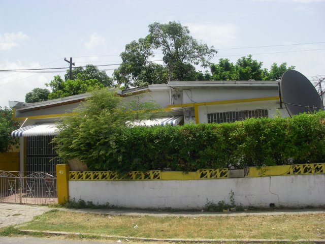 House For Sale In Duhaney Park Public Auction Sale Kingston