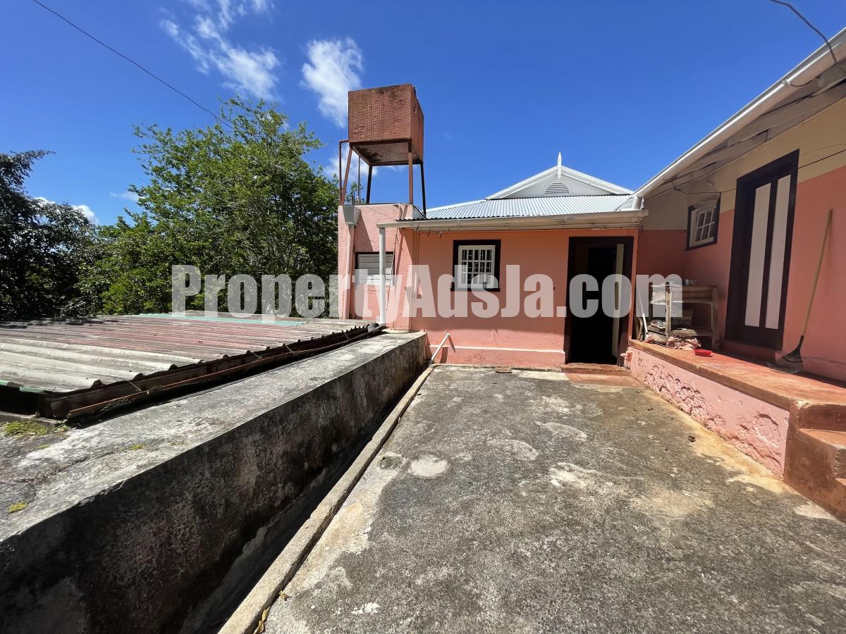 House For Sale in Mandeville, Manchester Jamaica