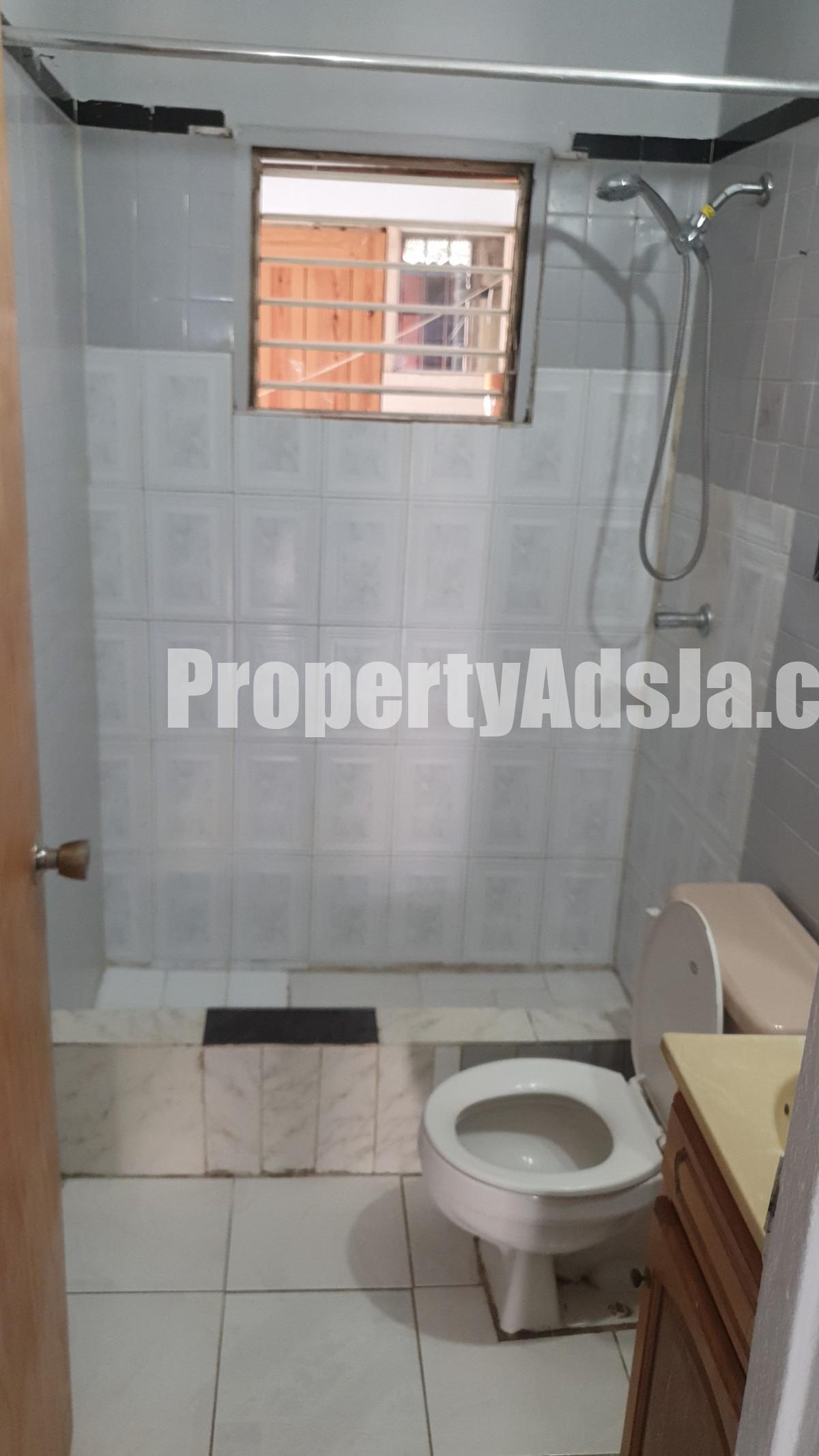 House For Sale in Kgn 20, Kingston / St. Andrew Jamaica