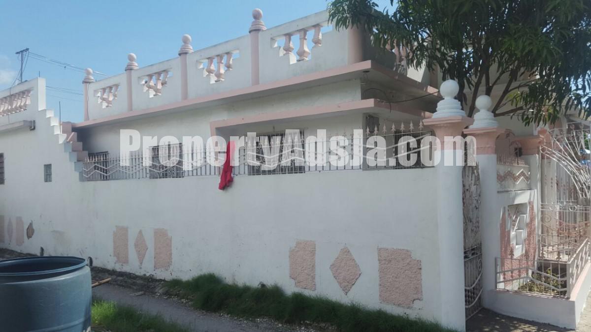 House For Sale in Seaview Gardens, Kingston / St. Andrew Jamaica