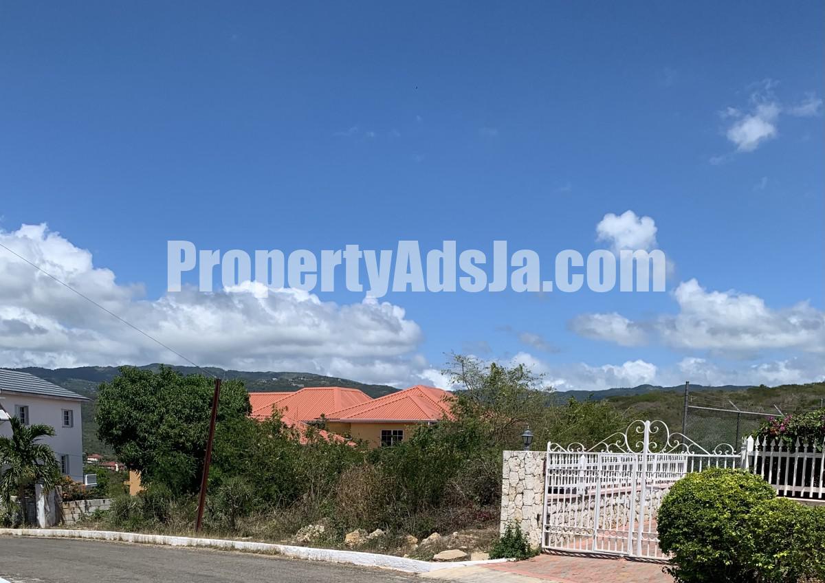 Residential lot For Sale in St Jago Heights, St. Catherine Jamaica