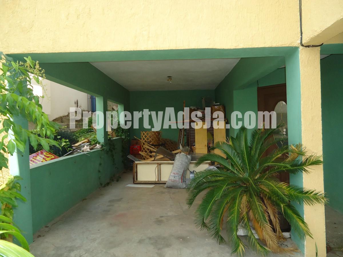 House For Sale in MAY PEN, Clarendon Jamaica