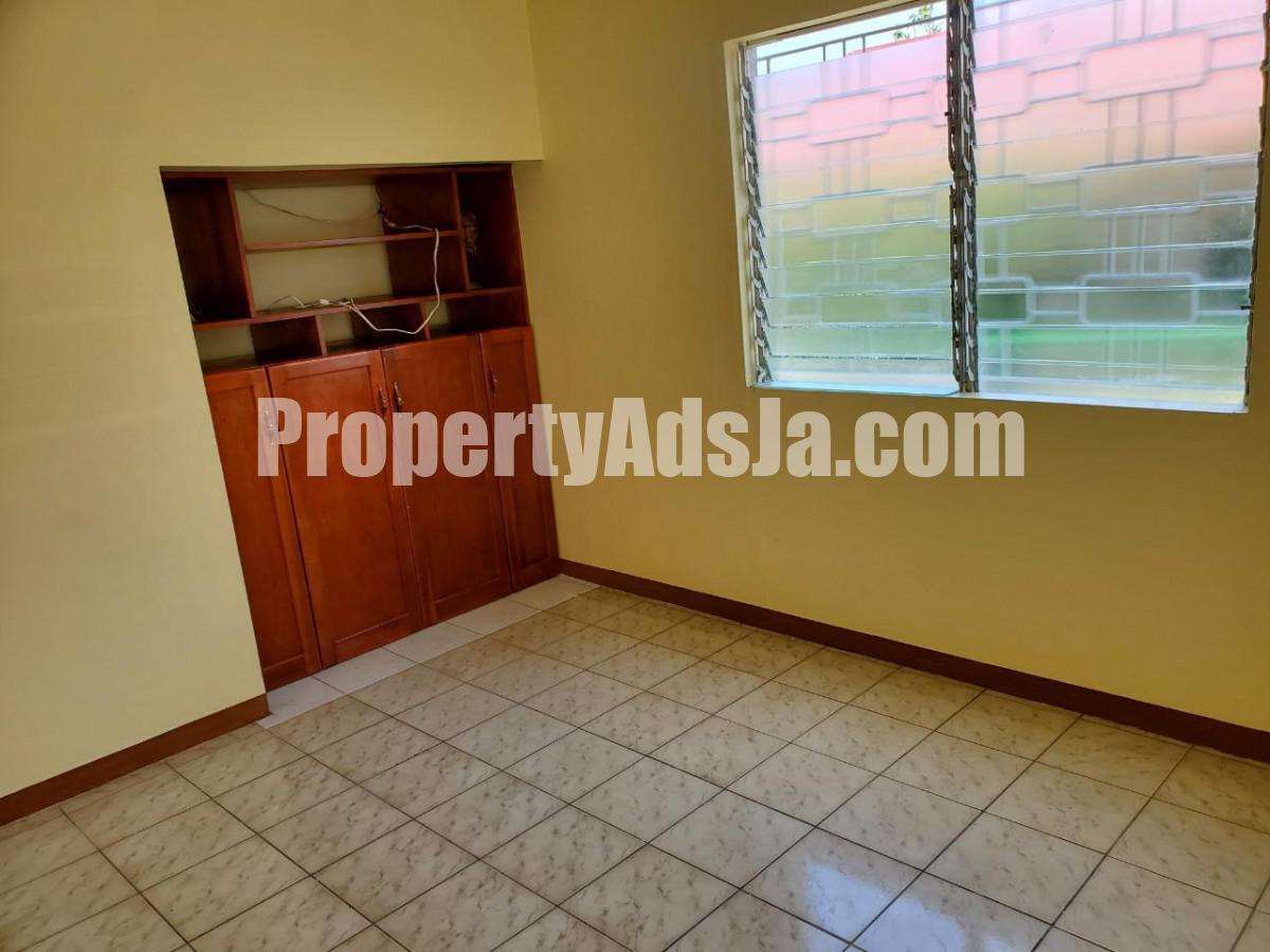 House For Rent in Kingston, Kingston / St. Andrew Jamaica