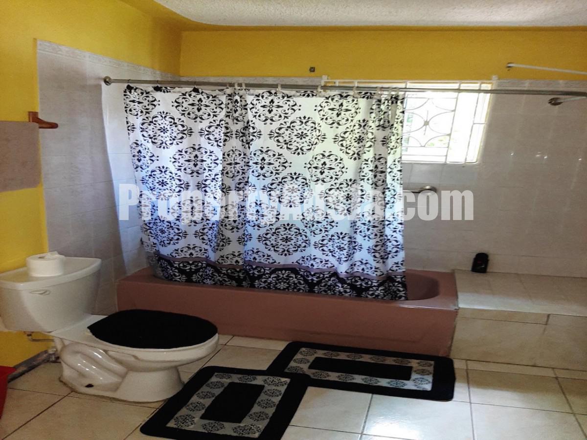 House For Sale in Hayes, Clarendon Jamaica