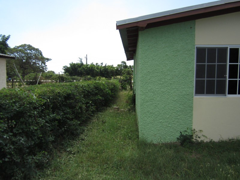 House For Sale in Gutters Bushy Park, St. Catherine Jamaica