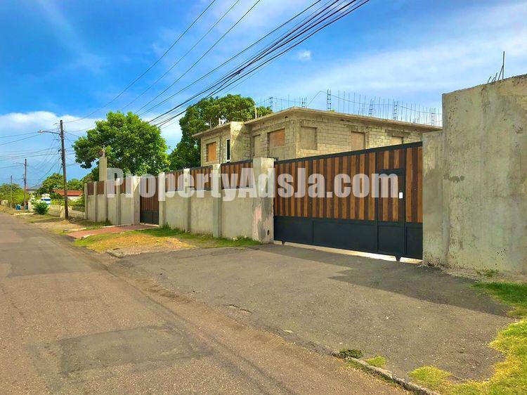 House For Sale in Patrick City, Kingston / St. Andrew Jamaica