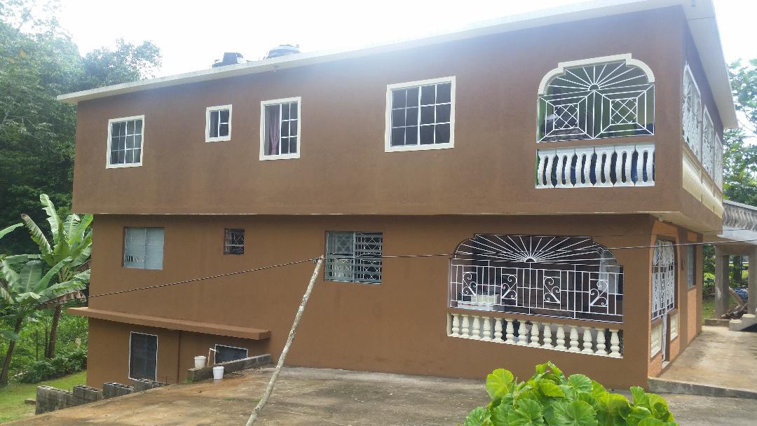 House For Sale in Red Hills, Kingston / St. Andrew Jamaica