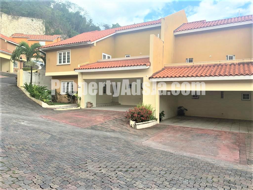 Townhouse For Sale in NORBROOK, Kingston / St. Andrew Jamaica