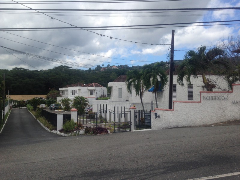 Townhouse For Sale in NORBROOK, Kingston / St. Andrew Jamaica