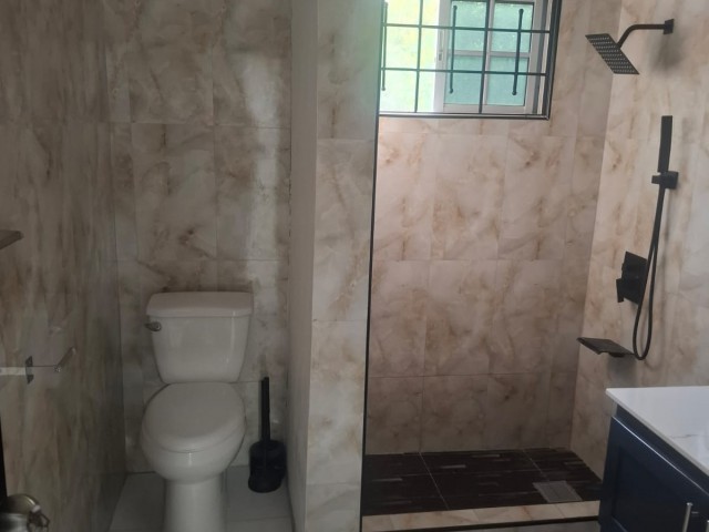 House For Rent in Mount View Estate, St. Catherine Jamaica | [8]