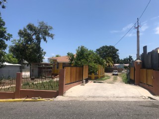 House For Rent in St Anns Bay, St. Ann Jamaica | [6]