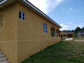 House For Sale in Bog Walk, St. Catherine Jamaica | [1]