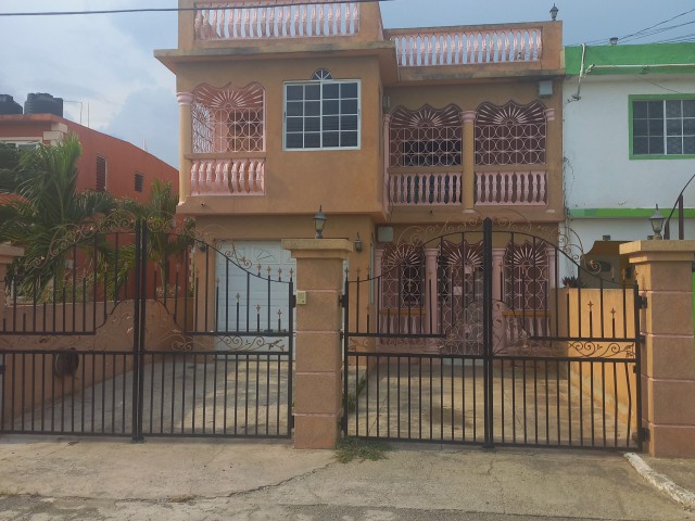 Townhouse For Sale in Spanish Town, St. Catherine Jamaica | [9]