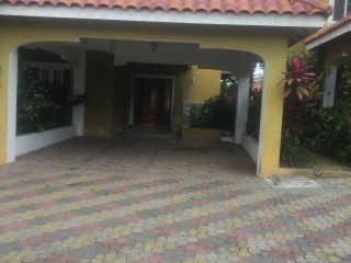 Townhouse For Sale in GRAHAM HEIGHTS CHERRY GARDENS, Kingston / St. Andrew Jamaica | [14]