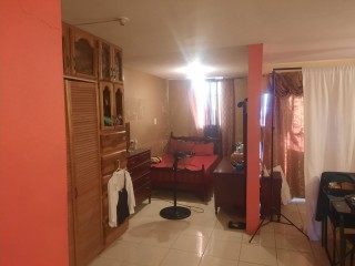 Studio Apartment For Sale in Kingston 8, Kingston / St. Andrew, Jamaica