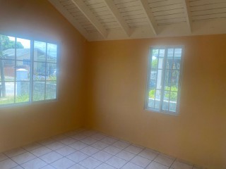 House For Rent in White Water Meadows, St. Catherine Jamaica | [4]