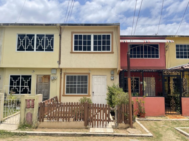 3 bed Townhouse For Sale - SPANISH TOWN, St. Catherine, Jamaica