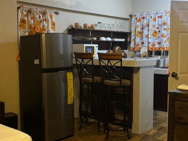 Flat For Rent in Tankerville  between Stadium n Beverly Hills, Kingston / St. Andrew Jamaica | [3]