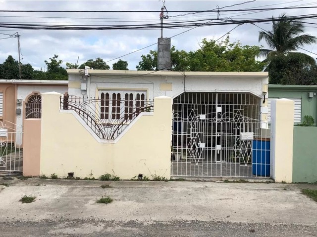 4 bed House For Sale - SPANISH TOWN, St. Catherine, Jamaica