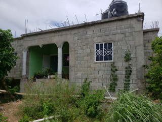 House For Sale in Palmers  Cross, Clarendon Jamaica | [8]