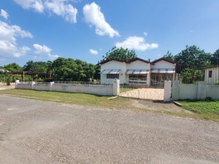 3 bed House For Sale in Bowers Estate, St. Catherine, Jamaica