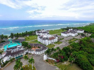 Apartment For Sale in SEA CASTLE, St. James Jamaica | [10]