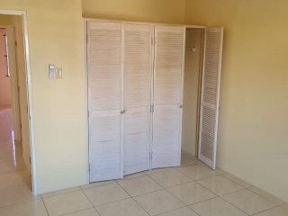 House For Rent in Phoenix Park Village, St. Catherine Jamaica | [7]