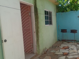 3 bed House For Sale in Mineral Heights, Clarendon, Jamaica