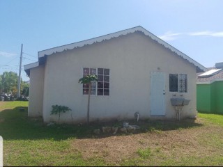 House For Sale in OLD HARBOUR, St. Catherine Jamaica | [2]