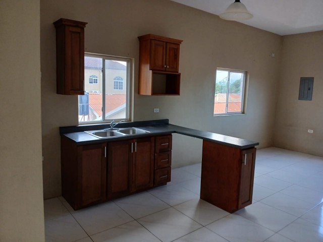 House For Sale in Cedar Manor, St. Catherine Jamaica | [4]