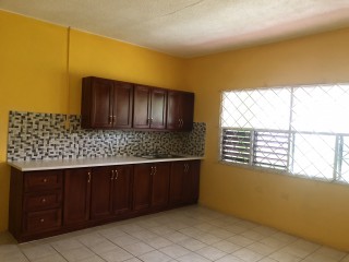 7 bed House For Sale in Mandeville, Manchester, Jamaica