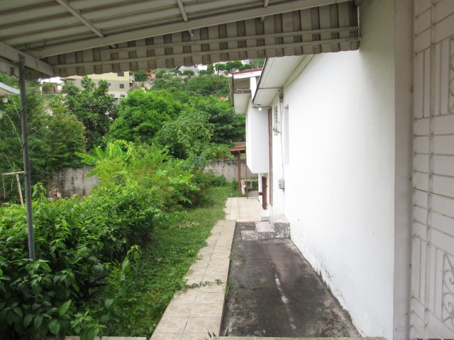 House For Sale in Meadowbrook Mews, Kingston / St. Andrew Jamaica | [6]